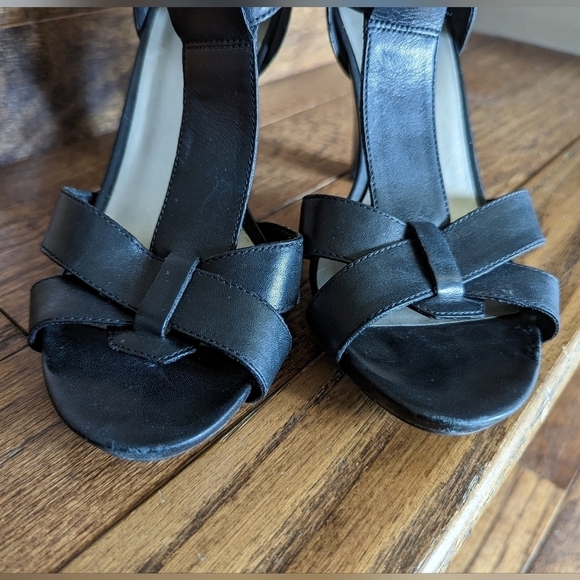 Black leather heels by Me Too, Danika woman's Size 7.5 - Picture 5 of 13